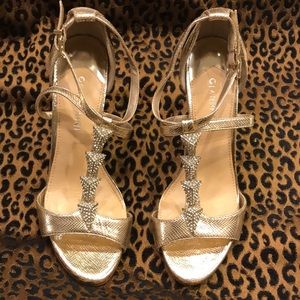 7 1/2 GOLD GIANNI BINI Heel Shoe 3 1/2 Inches